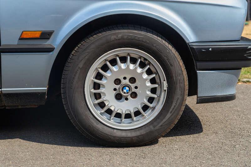 1990 BMW 325i