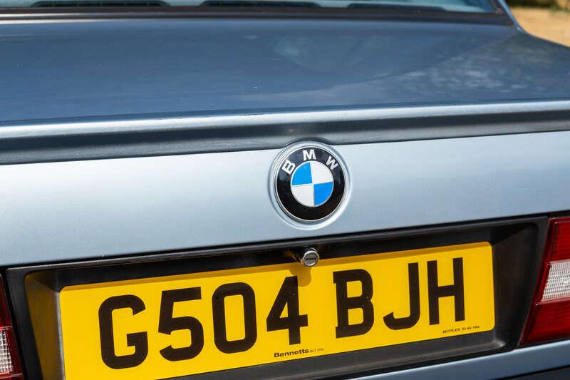 1990 BMW 325i