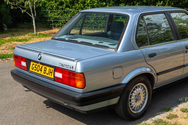 1990 BMW 325i
