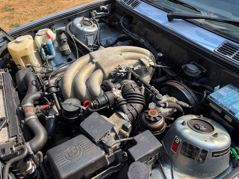 1990 BMW 325i