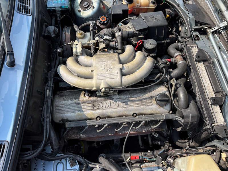 1990 BMW 325i