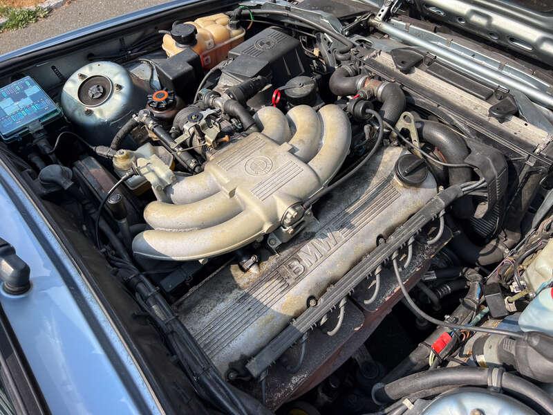1990 BMW 325i