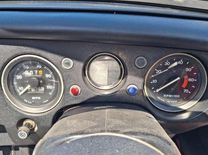 1979 MG B Roadster