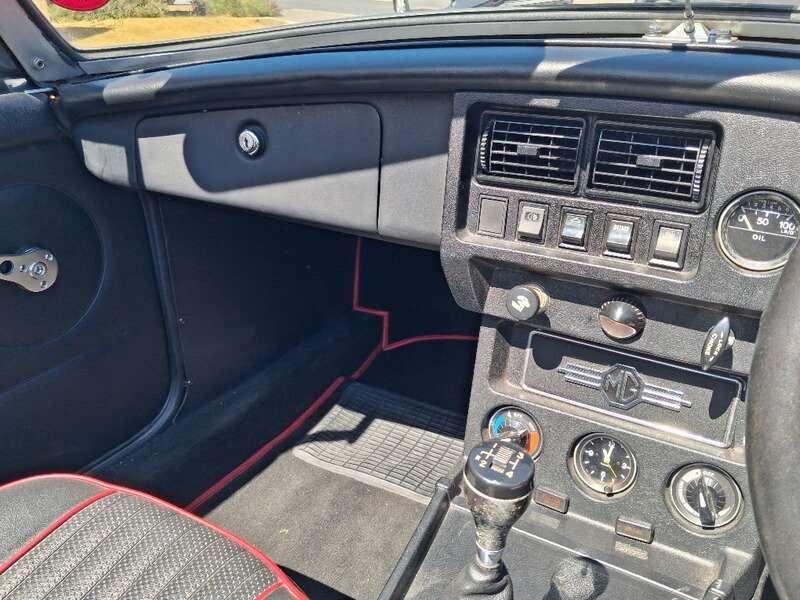 1979 MG B Roadster