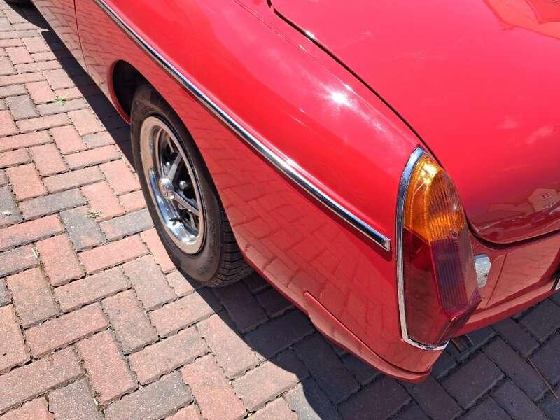 1979 MG B Roadster