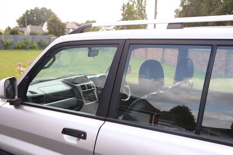 2003 Mitsubishi SHOGUN