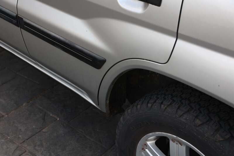 2003 Mitsubishi SHOGUN