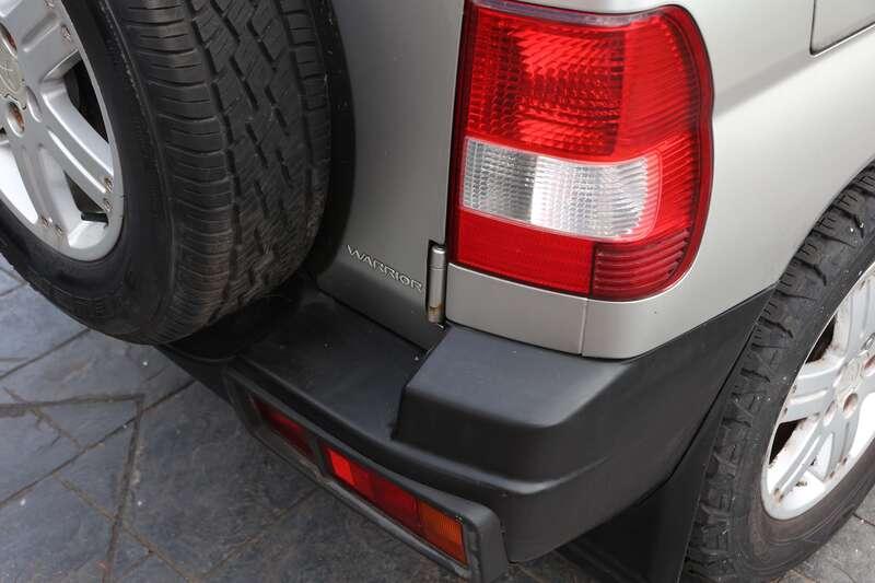 2003 Mitsubishi SHOGUN