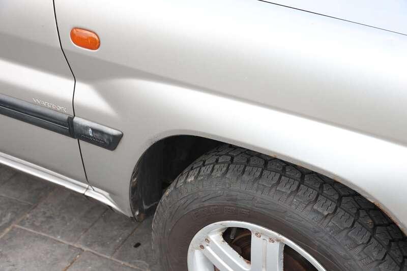 2003 Mitsubishi SHOGUN