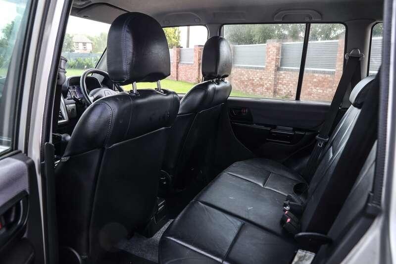 2003 Mitsubishi SHOGUN