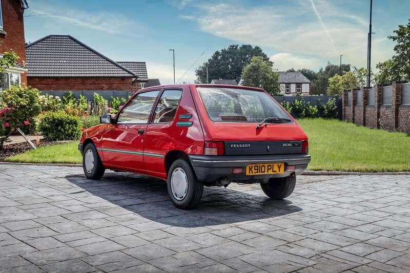 1992 Peugeot 205