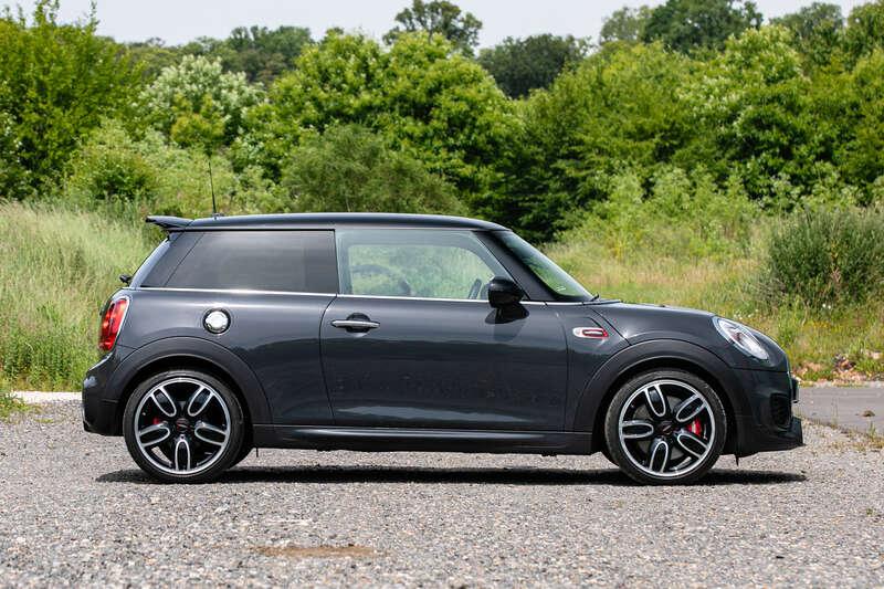 2017 Mini JCW