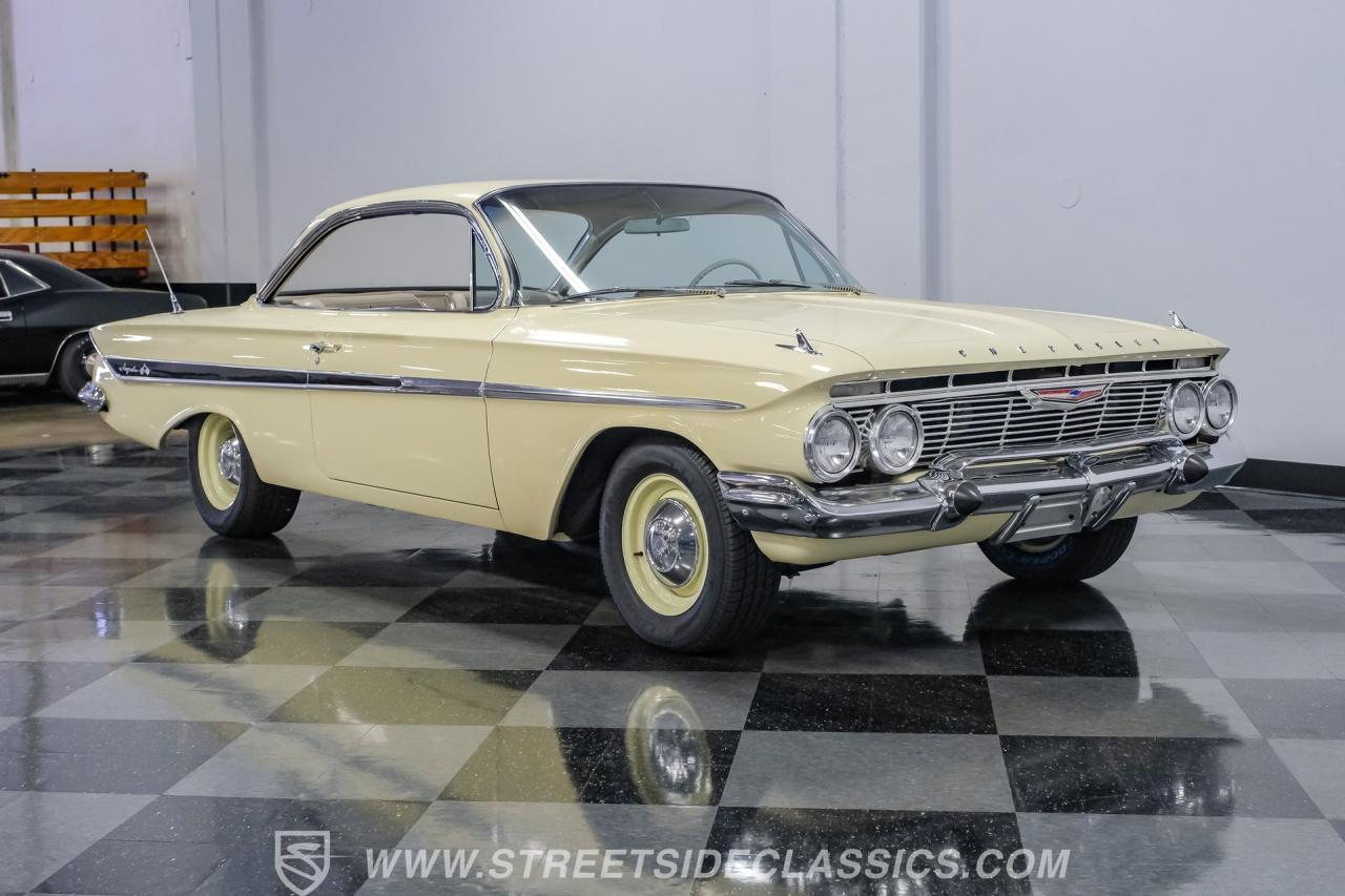 1961 Chevrolet Impala Bubble Top