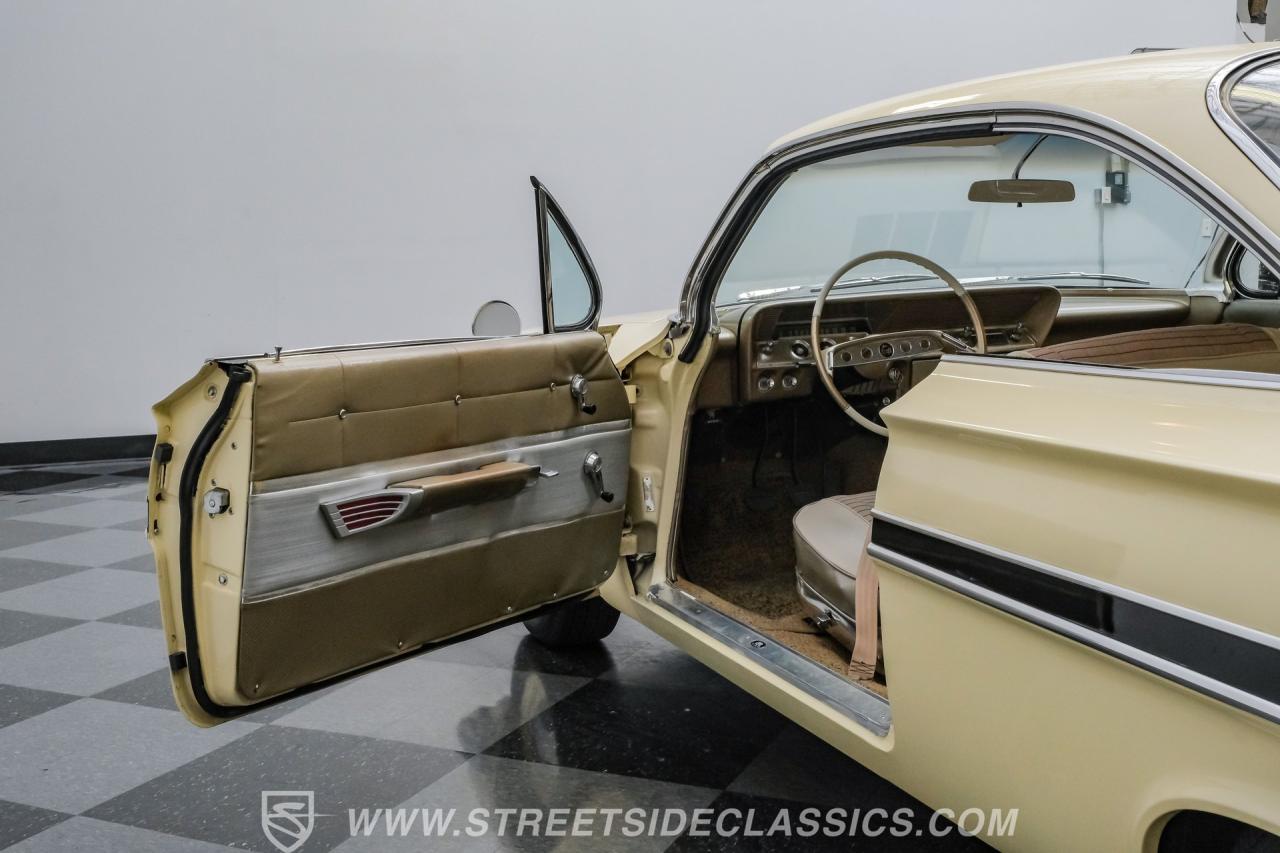 1961 Chevrolet Impala Bubble Top