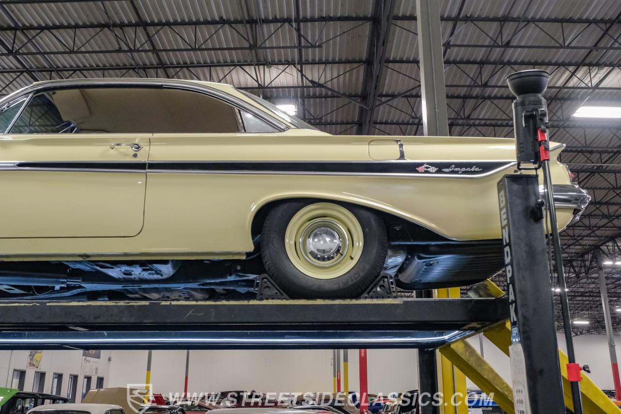 1961 Chevrolet Impala Bubble Top
