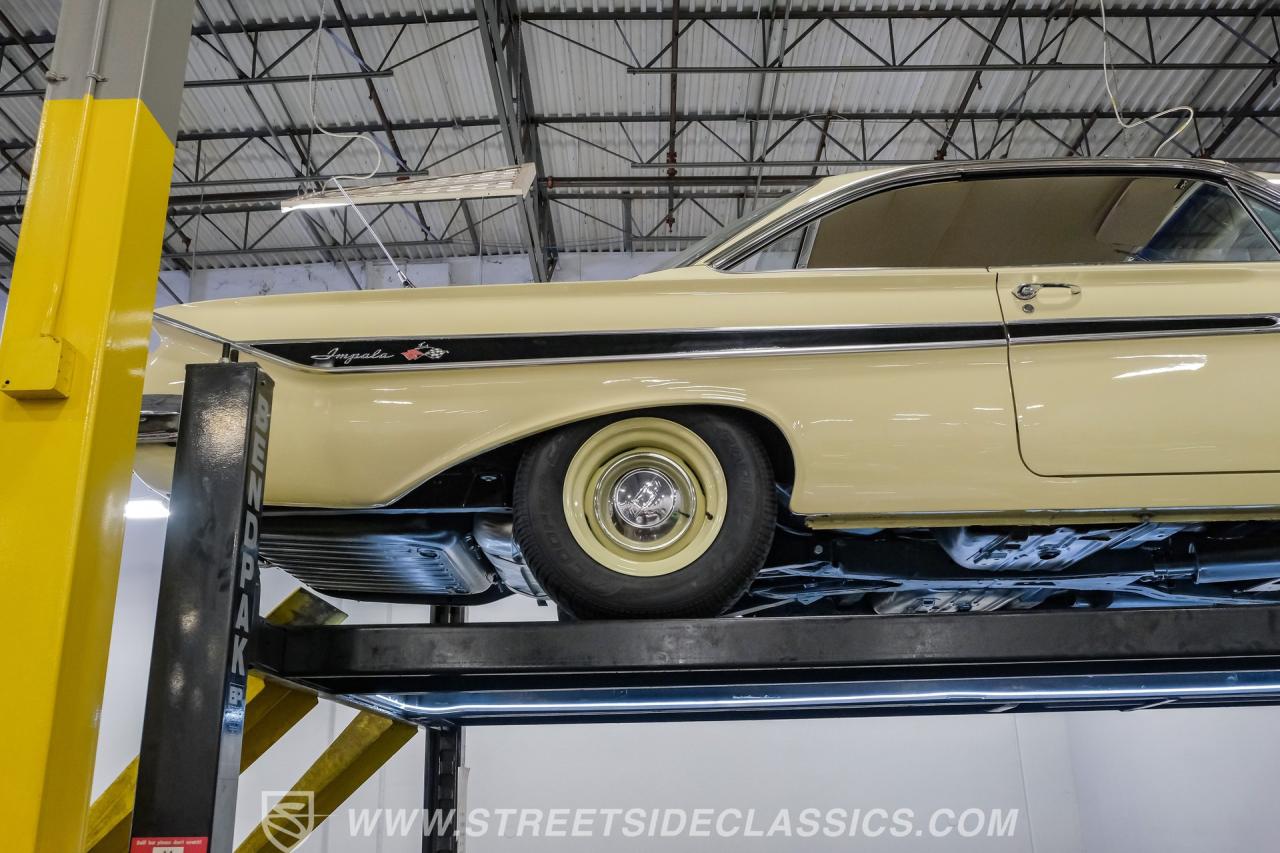1961 Chevrolet Impala Bubble Top