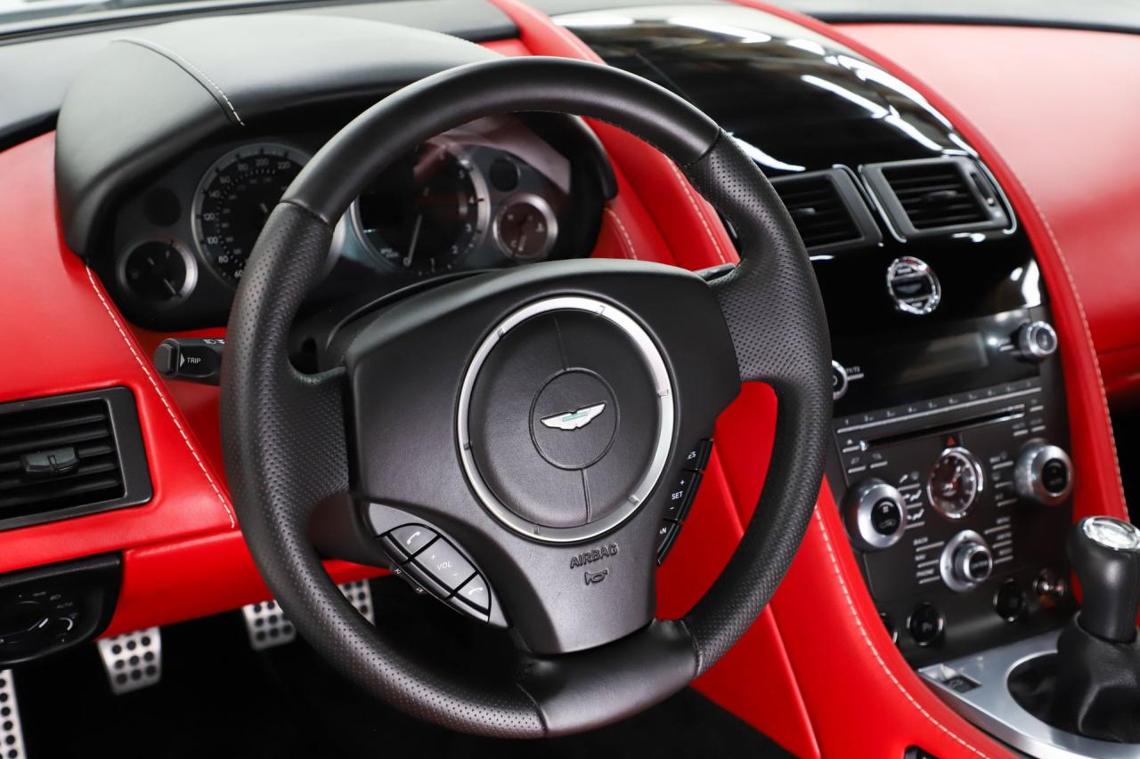 2013 Aston Martin Vantage