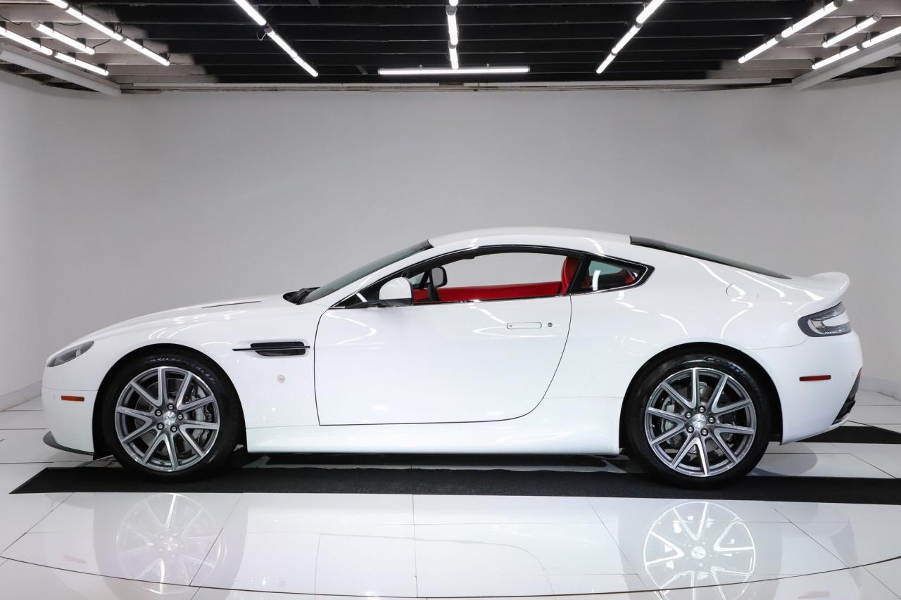 2013 Aston Martin Vantage