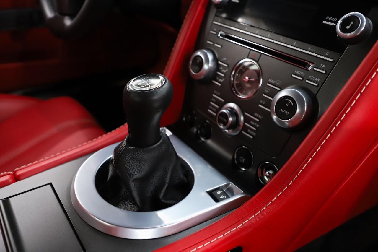 2013 Aston Martin Vantage