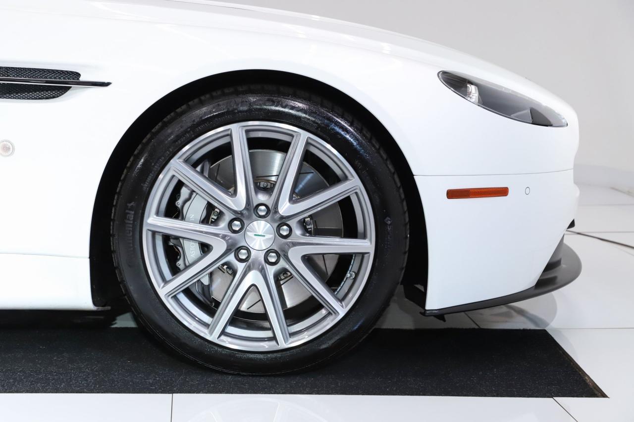 2013 Aston Martin Vantage