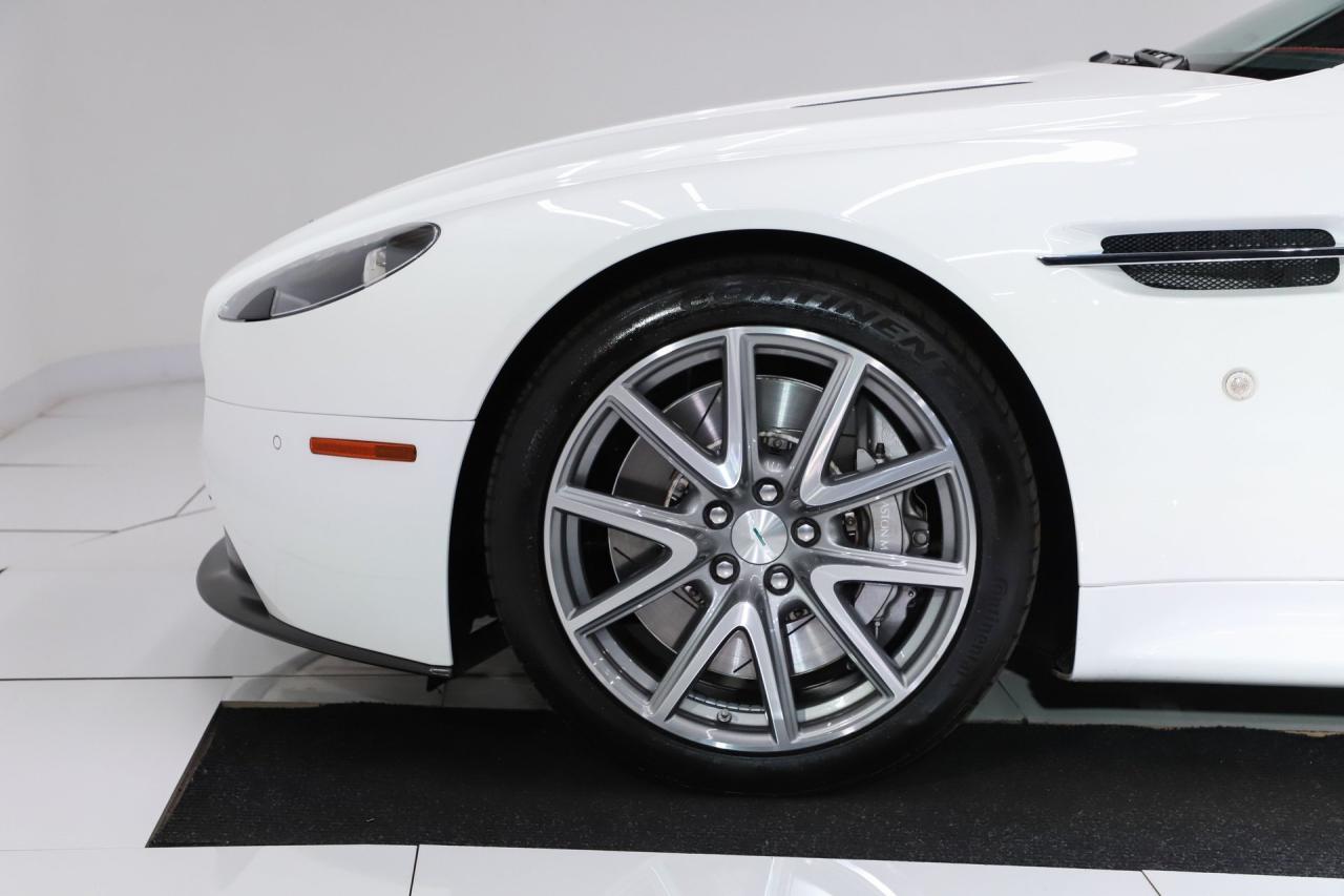 2013 Aston Martin Vantage
