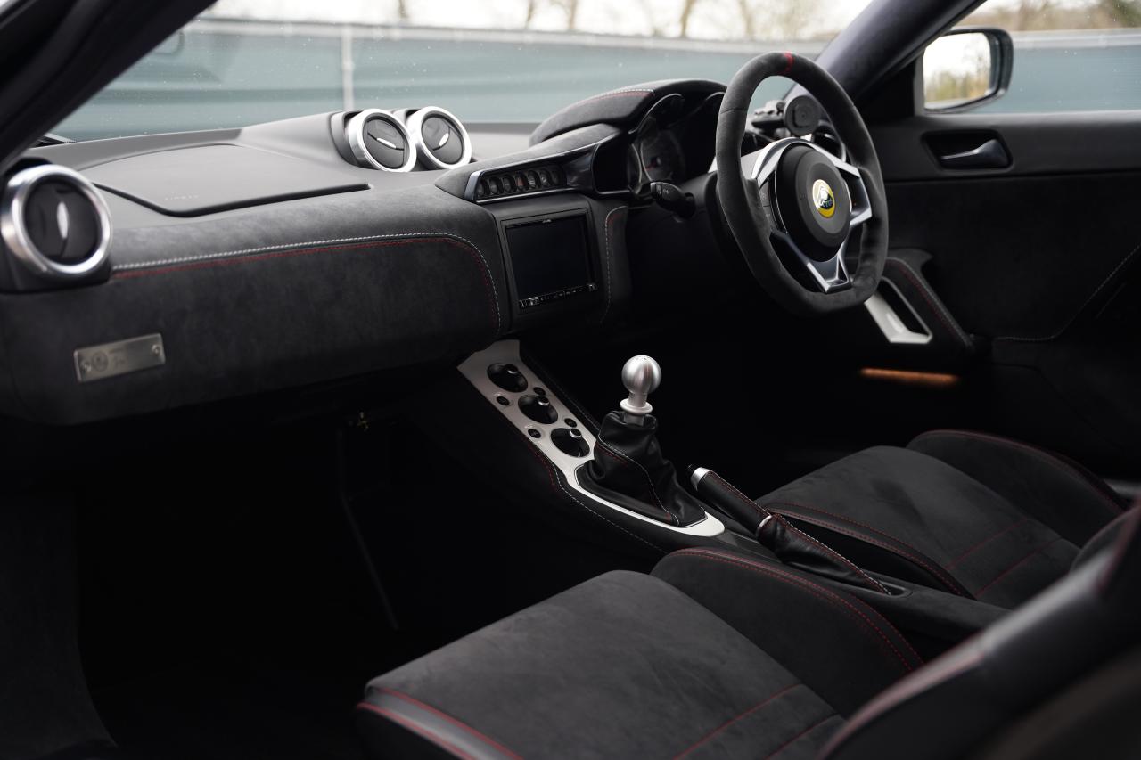 2019 Lotus Evora 
