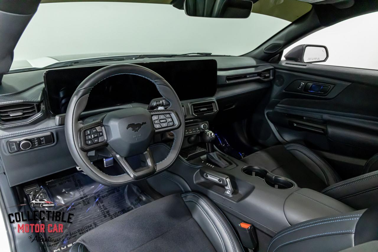 2024 Ford Mustang DARK HORSE