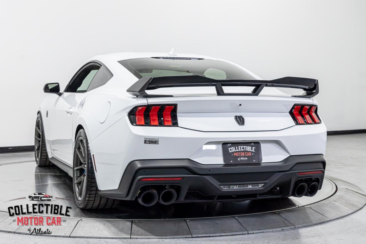 2024 Ford Mustang DARK HORSE