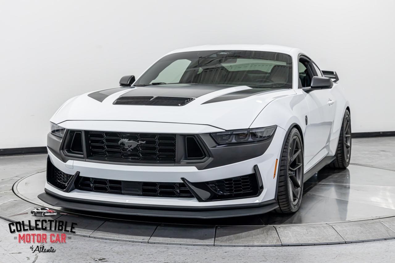 2024 Ford Mustang DARK HORSE