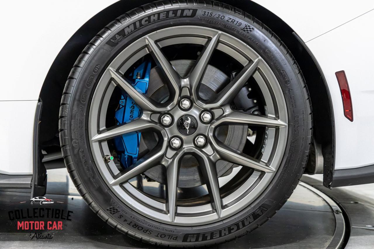 2024 Ford Mustang DARK HORSE