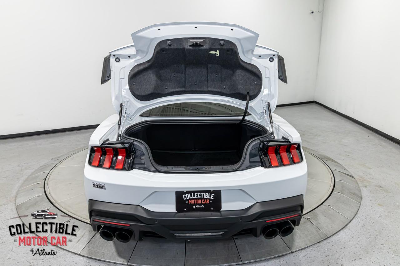 2024 Ford Mustang DARK HORSE