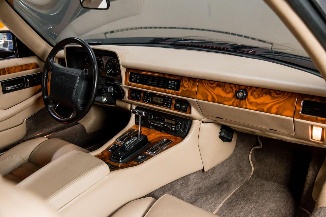 1993 Jaguar XJS 4.0 6 cyl Coupe