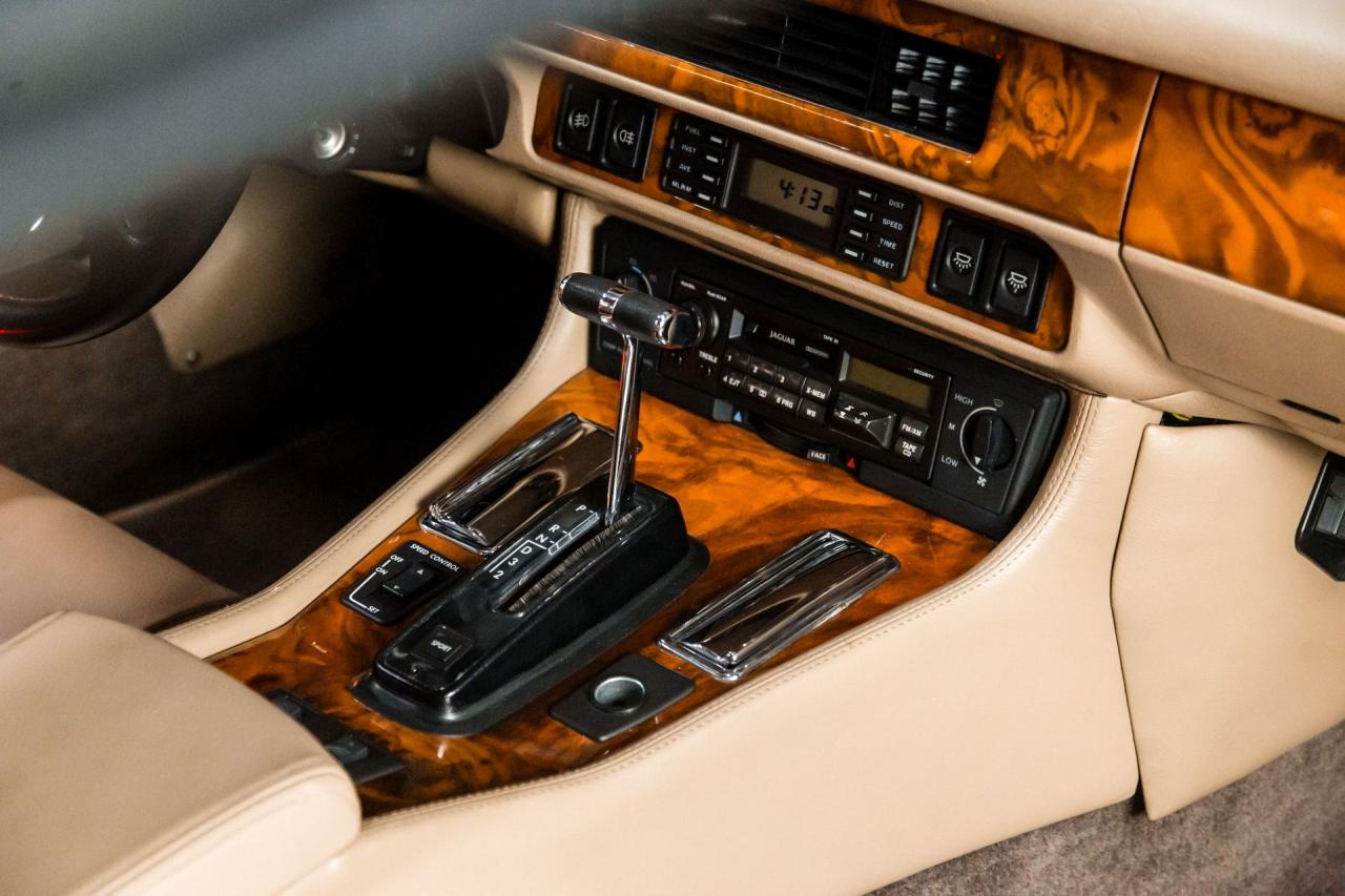 1993 Jaguar XJS 4.0 6 cyl Coupe