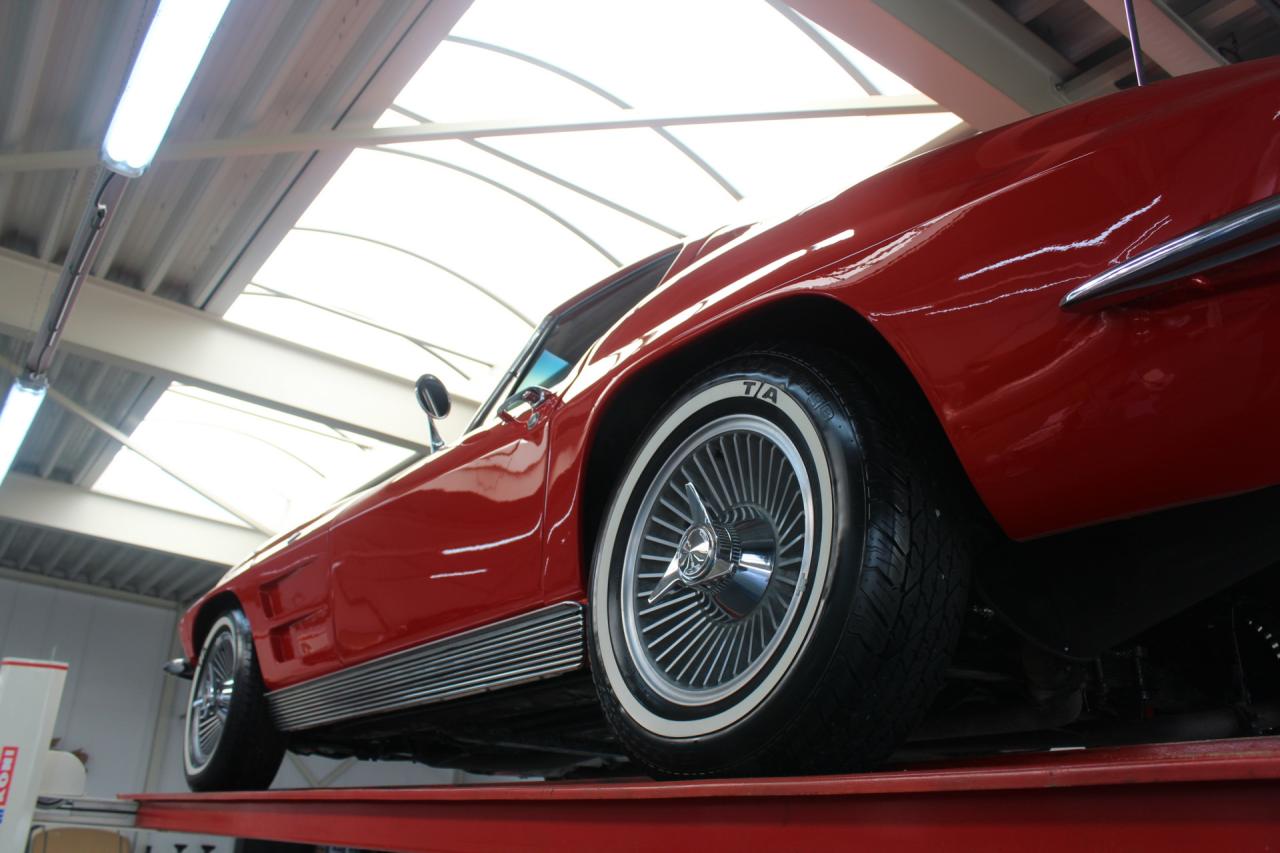 1963 Chevrolet Corvette C2 Sting Ray Split Window &ldquo;One year only&rdquo;