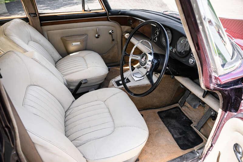 1970 Rover P5B