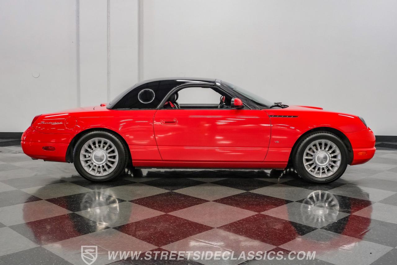 2004 Ford Thunderbird Deluxe
