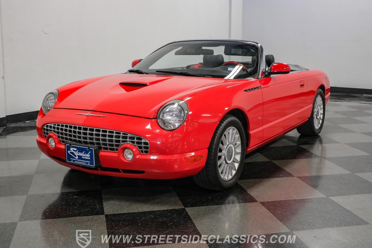 2004 Ford Thunderbird Deluxe