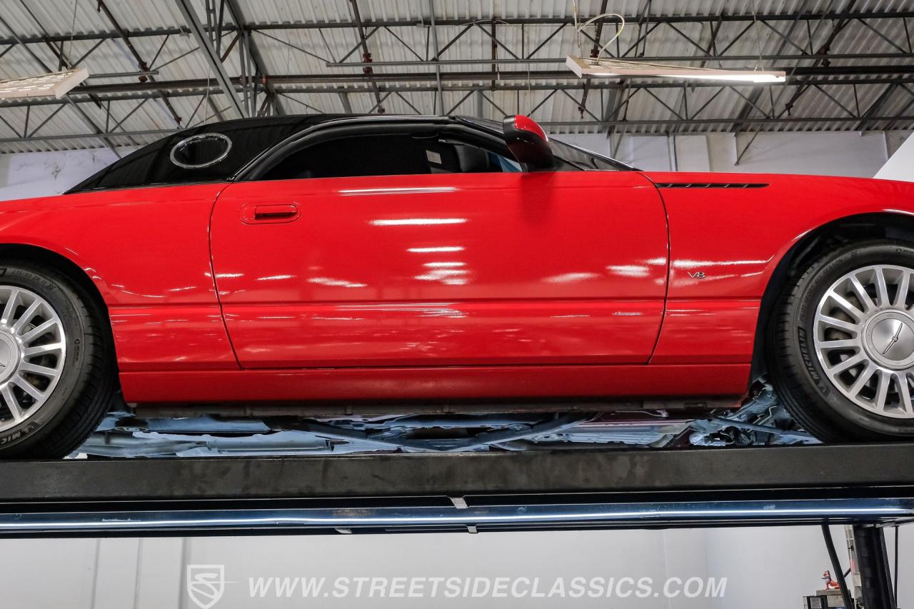 2004 Ford Thunderbird Deluxe