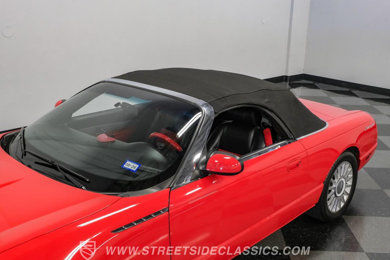 2004 Ford Thunderbird Deluxe