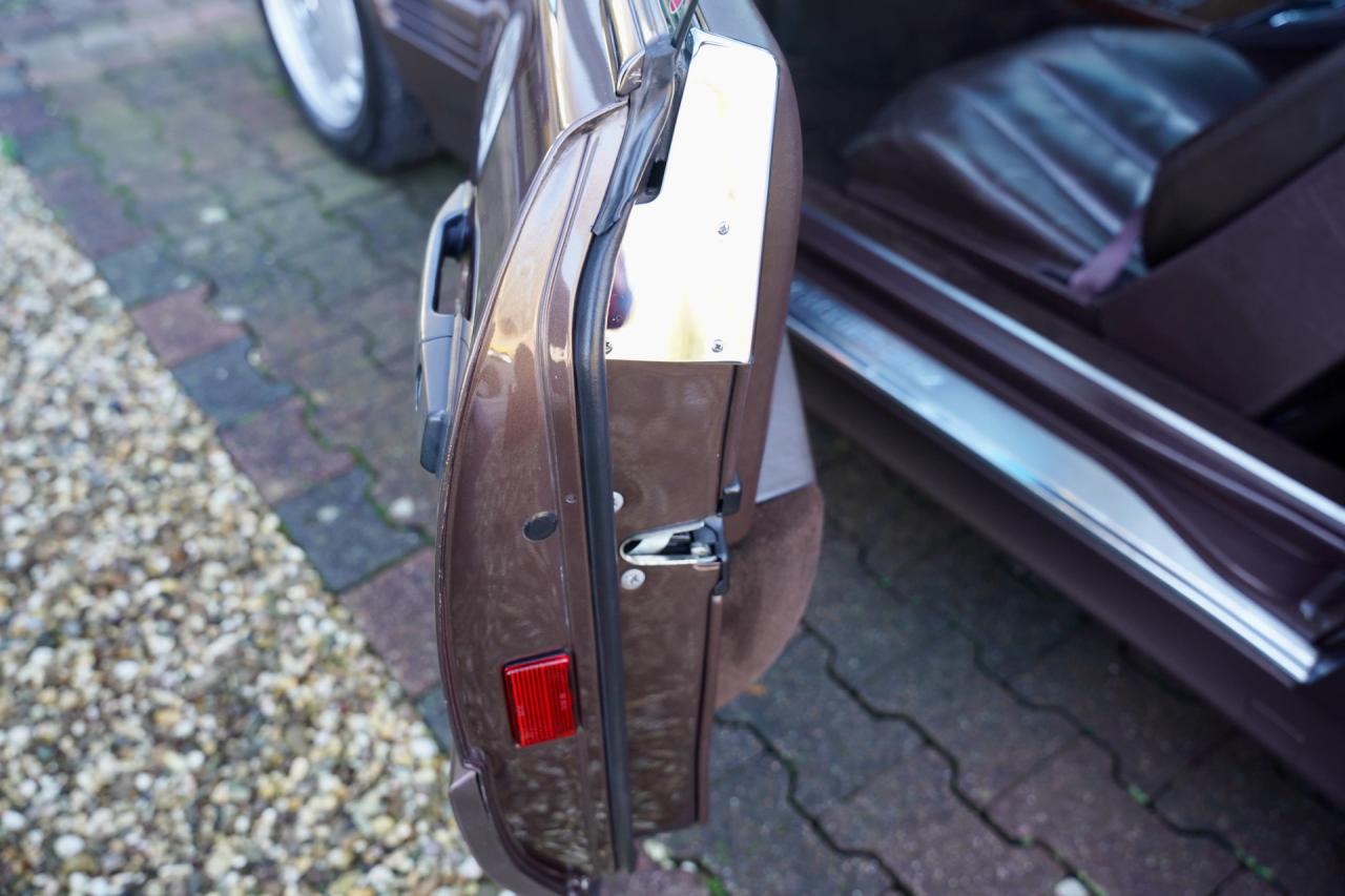 1993 Mercedes - Benz 300 SL &ldquo;Brown over brown&rdquo; 300 SL &ldquo;Brown over brown&rdquo;