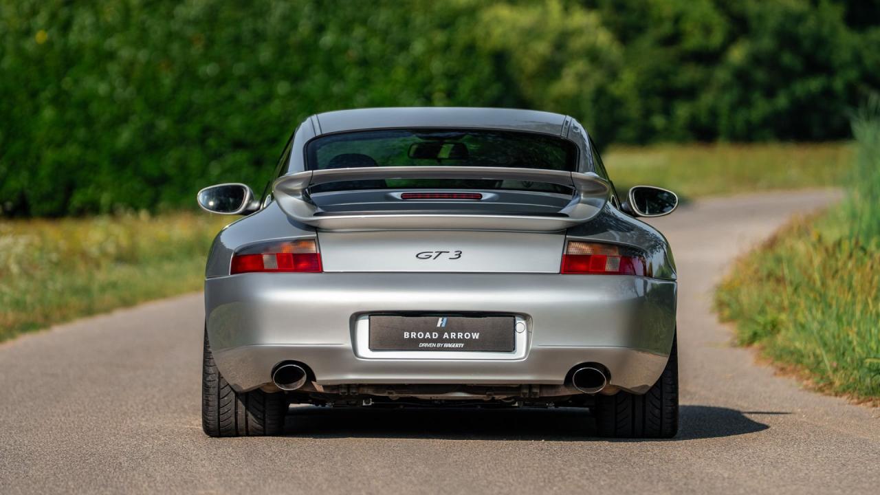 2000 Porsche 911 GT3