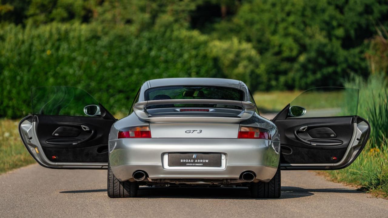 2000 Porsche 911 GT3