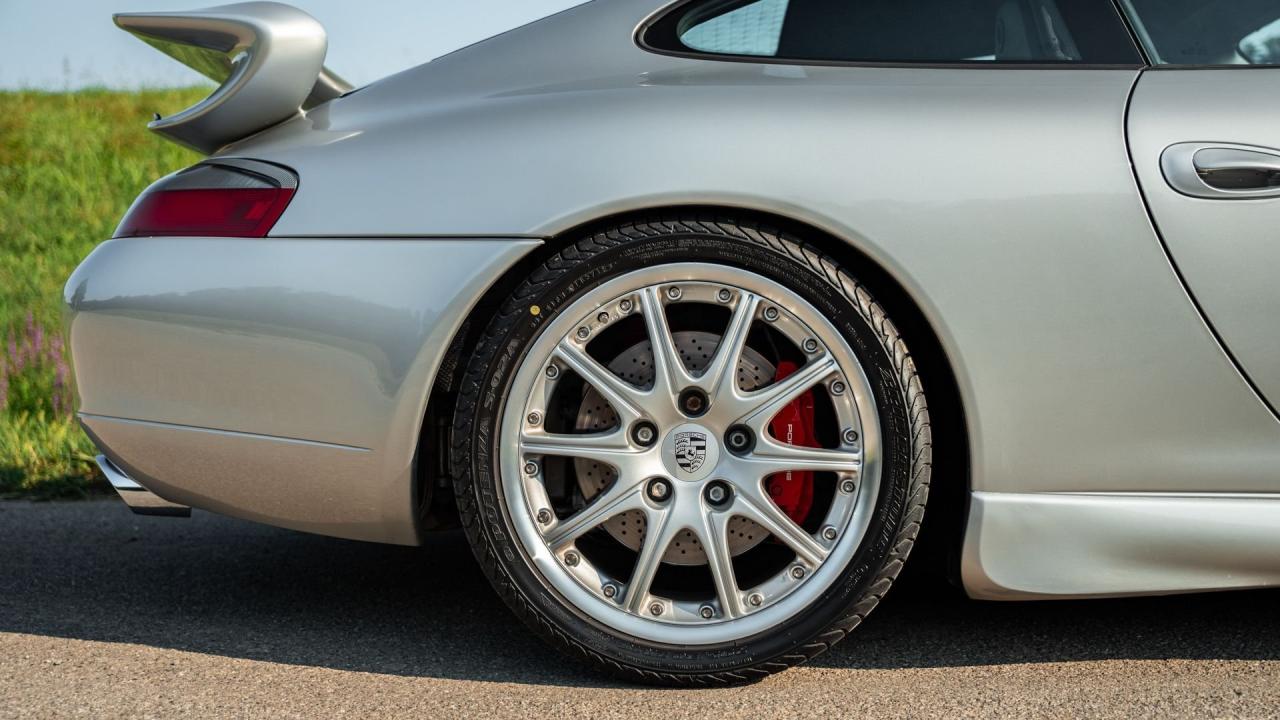 2000 Porsche 911 GT3