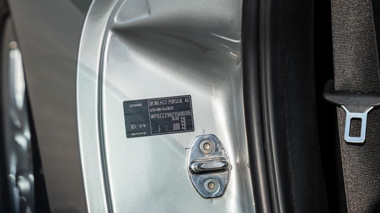 2000 Porsche 911 GT3