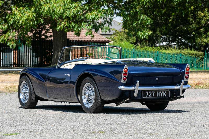 1964 Daimler SP250