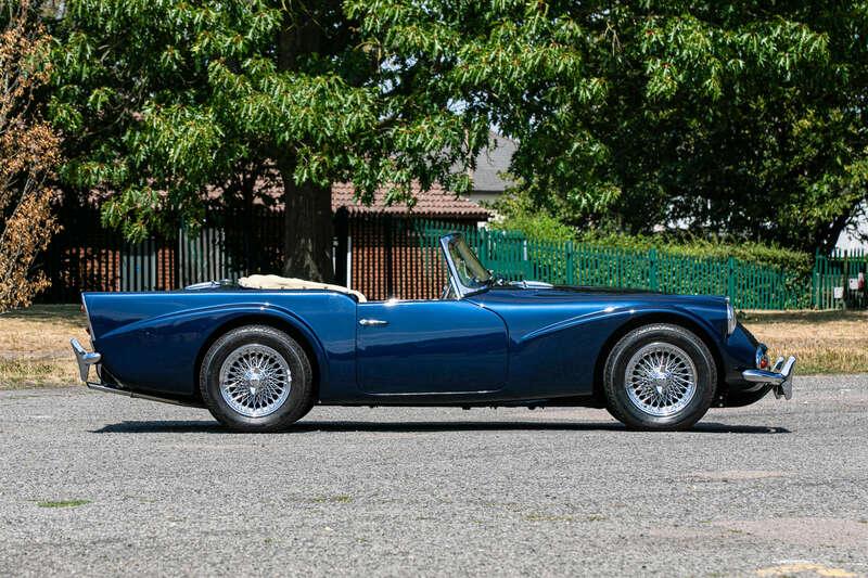 1964 Daimler SP250