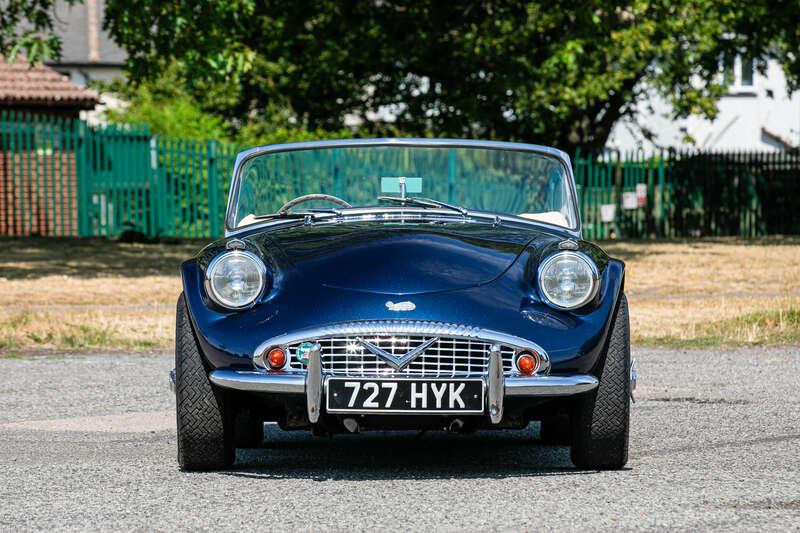 1964 Daimler SP250