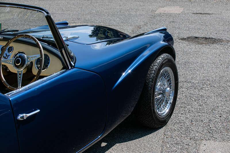 1964 Daimler SP250