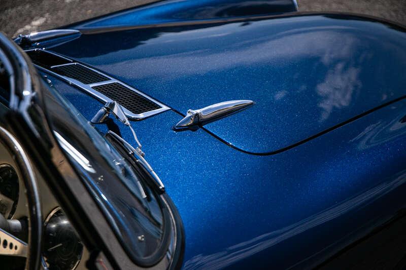 1964 Daimler SP250