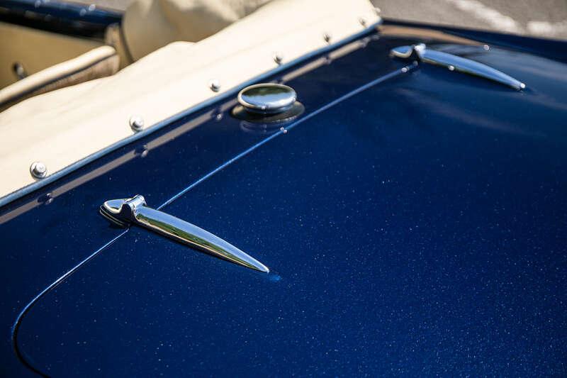 1964 Daimler SP250